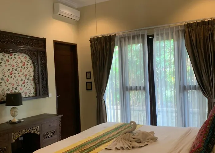 Maha Lakshmi Private & Retreat *