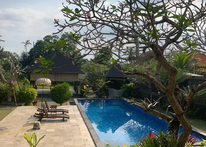 Maha Lakshmi Private & Retreat